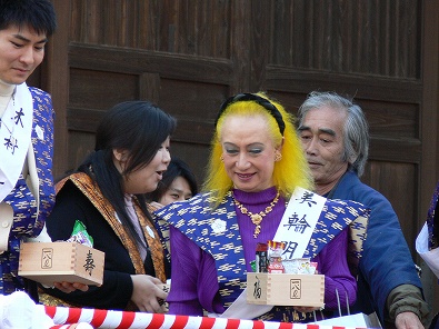 三輪明宏さん